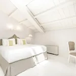 Ξενοδοχείο Micra Anglia Boutique & 5*