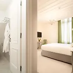 Micra Anglia Boutique &