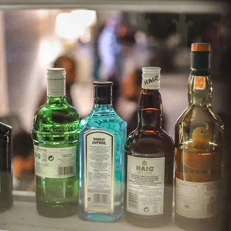 Micra Anglia Boutique & Ándros