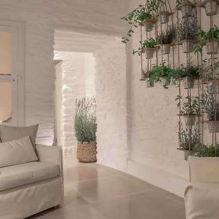 Micra Anglia Boutique & Hotel Ándros