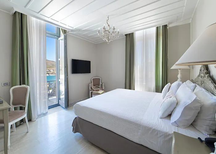 Hotell Micra Anglia Boutique & Ándros