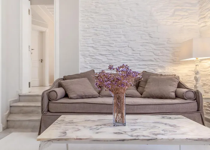 Micra Anglia Boutique & Hotell Ándros