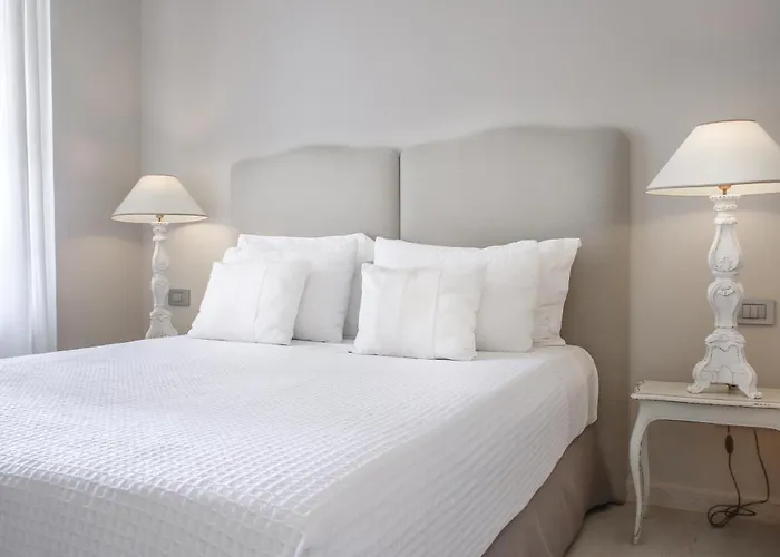 Micra Anglia Boutique & Hotell Ándros