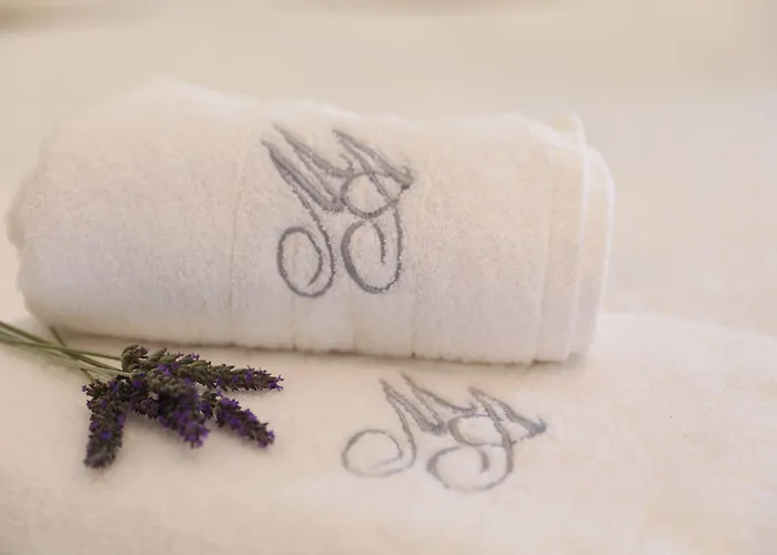 Hotell Micra Anglia Boutique & Ándros