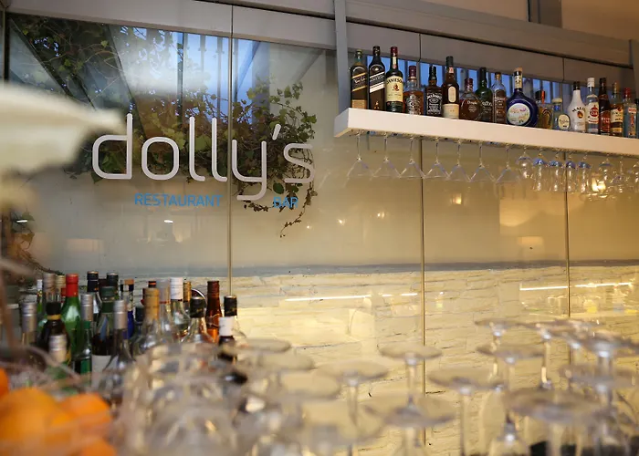 Micra Anglia Boutique & 5* Ándros