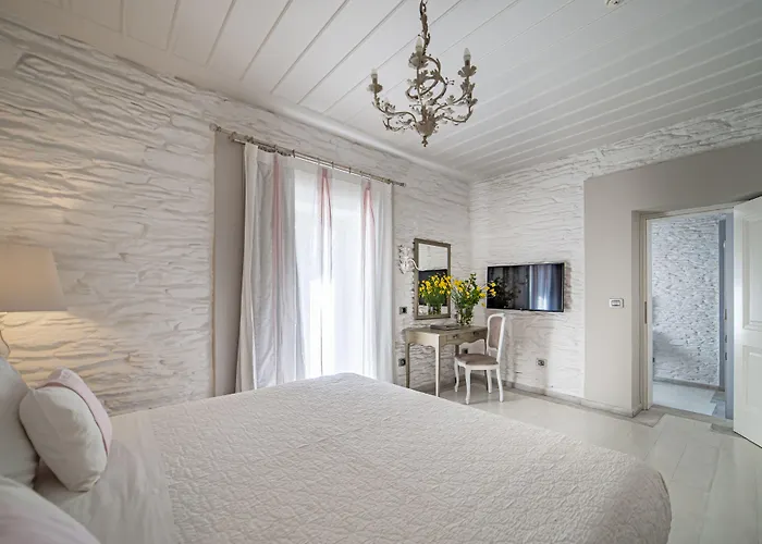 Micra Anglia Boutique & Hotell 5*