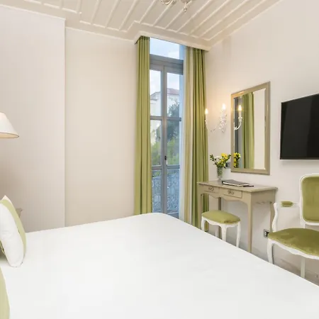 Hotel Micra Anglia Boutique & 5*