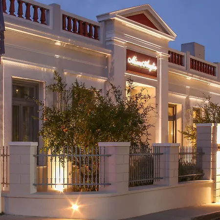 Hotel Micra Anglia Boutique & 5*