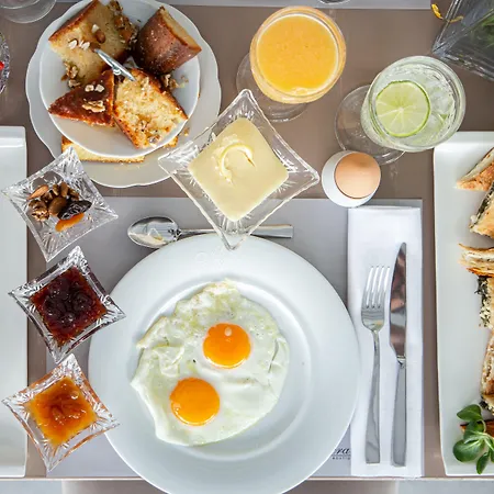 Micra Anglia Boutique & 5*